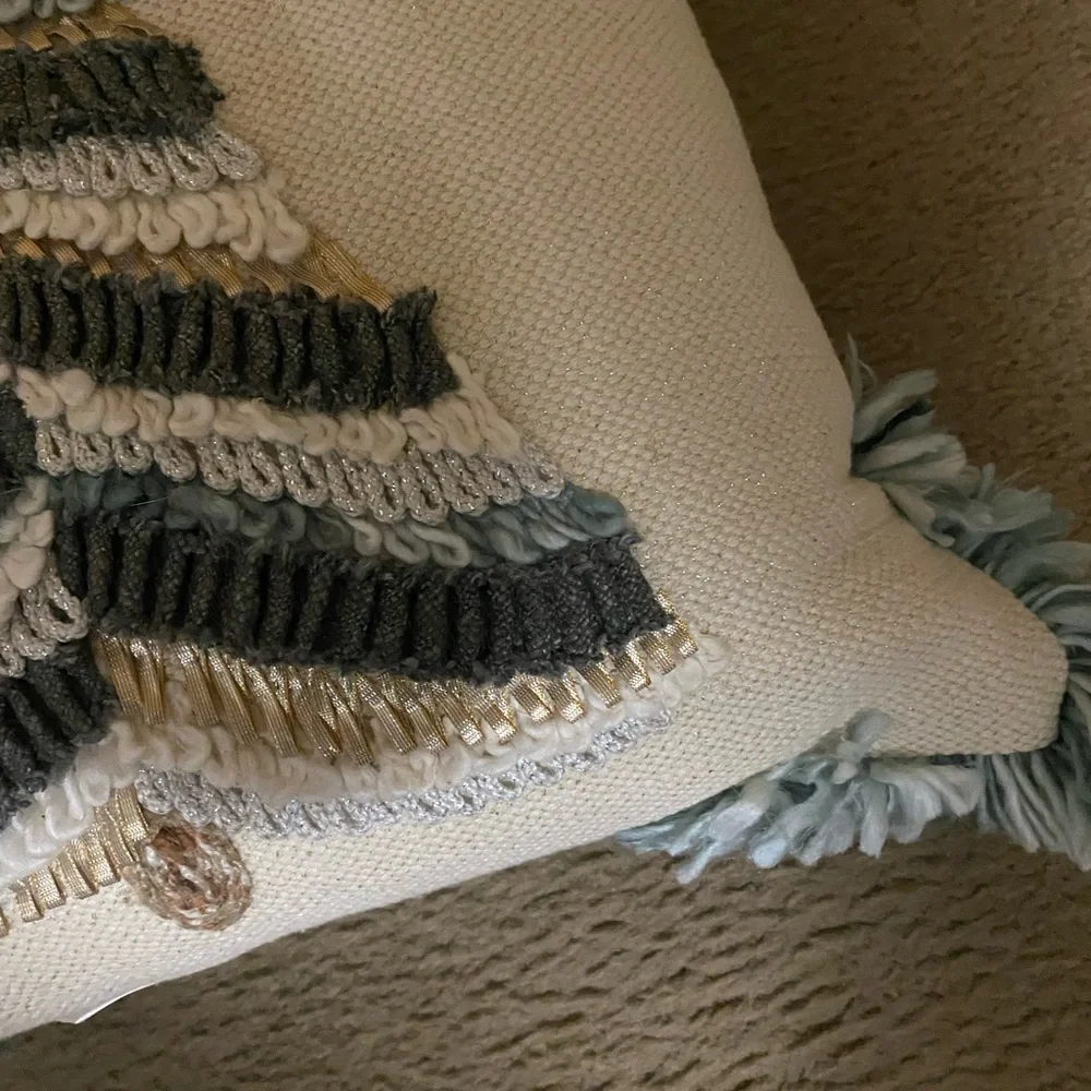 3D Yarn Knit Woven Tassel Christmas Tree Sage Green Decorative Pillow 18”x18”